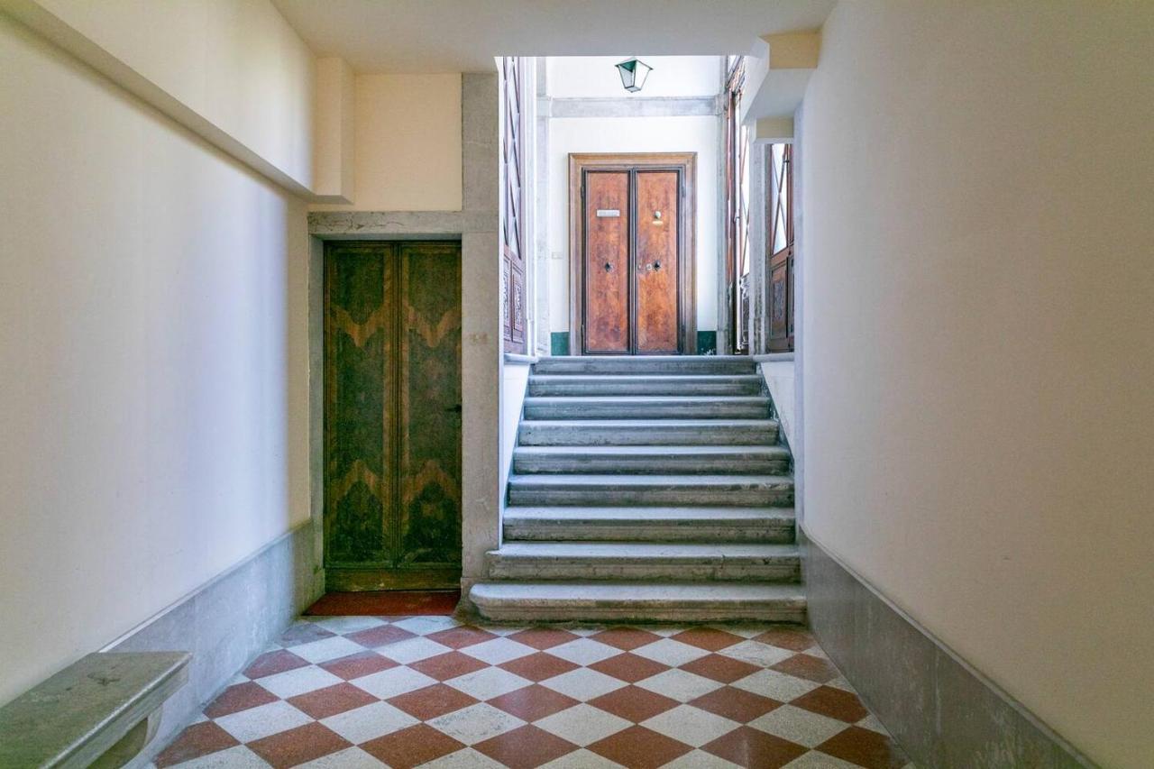 La Mansarda Apartment Veneţia Exterior foto